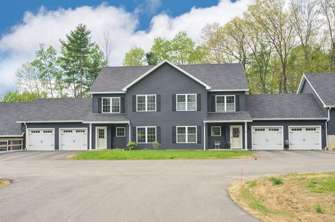 18 Violet Drive Farmingdale