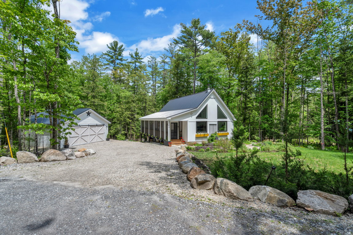 39 Holly Loop Bridgton