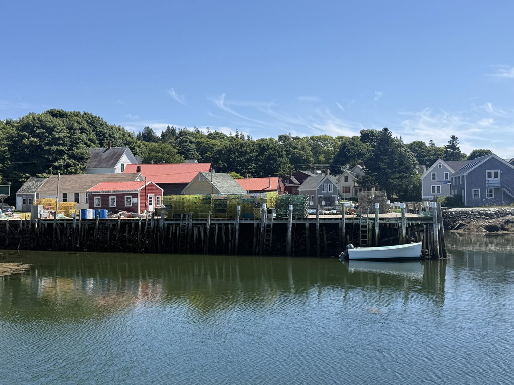 13B Clamshell Alley Vinalhaven