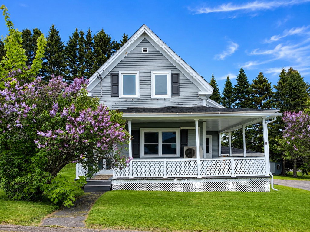 112 Harrison Street Van Buren
