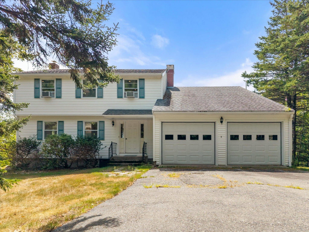 23-41 Browns Ave