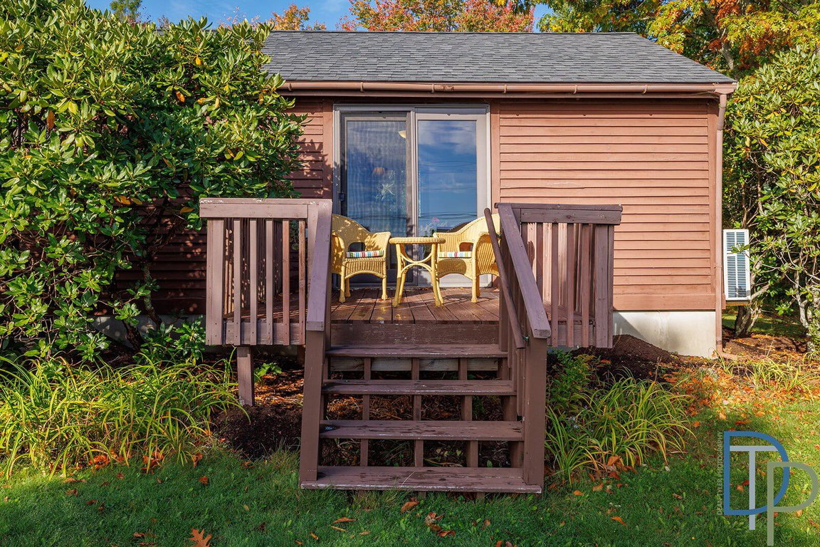 1035newburyneck - 77