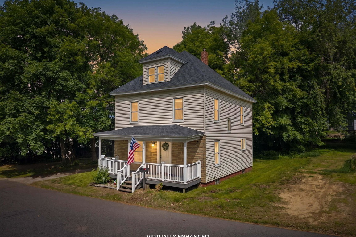 14 Green Street Livermore Falls