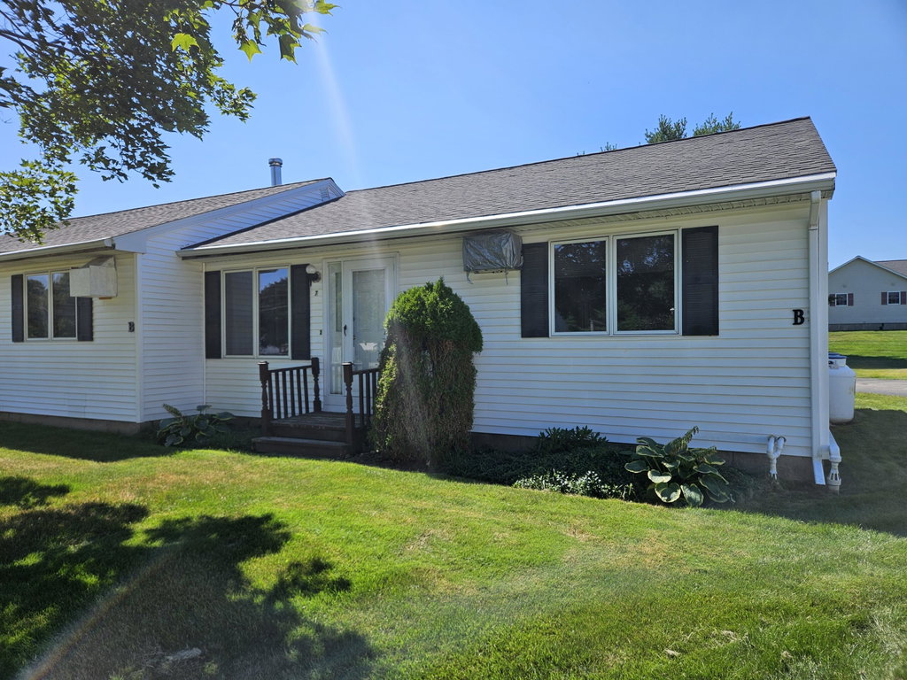 7 Meadow View Lane Winslow