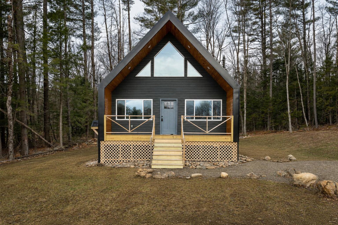 1451 Main Road Chatham