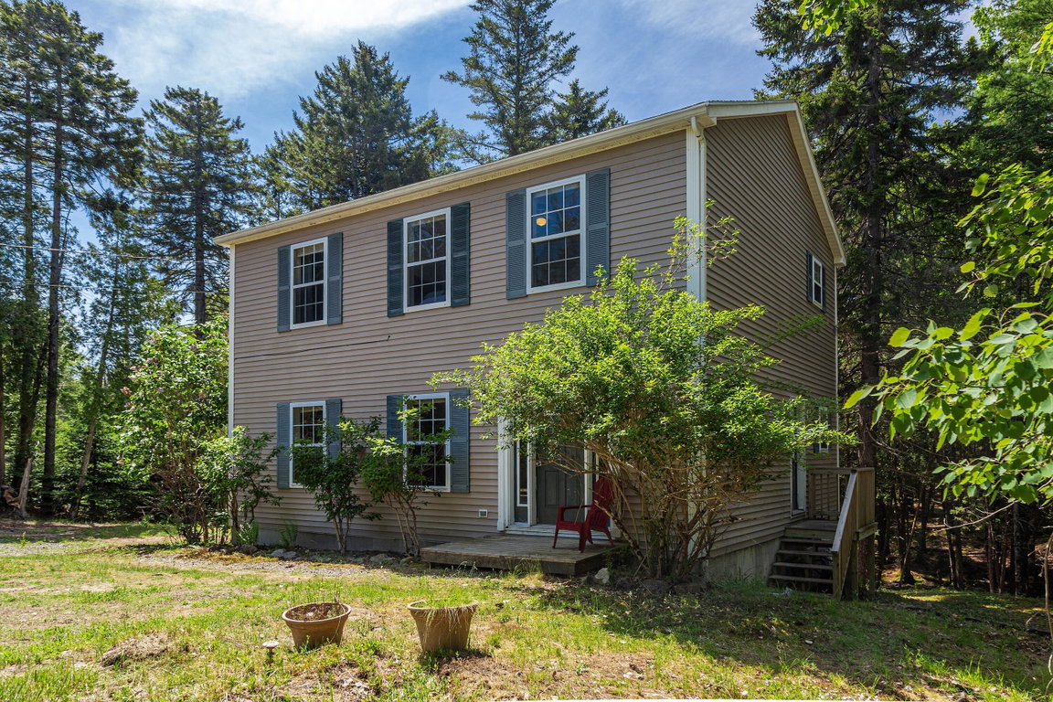 502-Indian-Point-Exterior-9