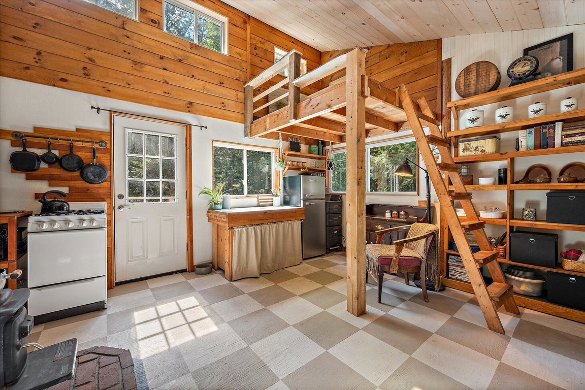 186 Orrin Road