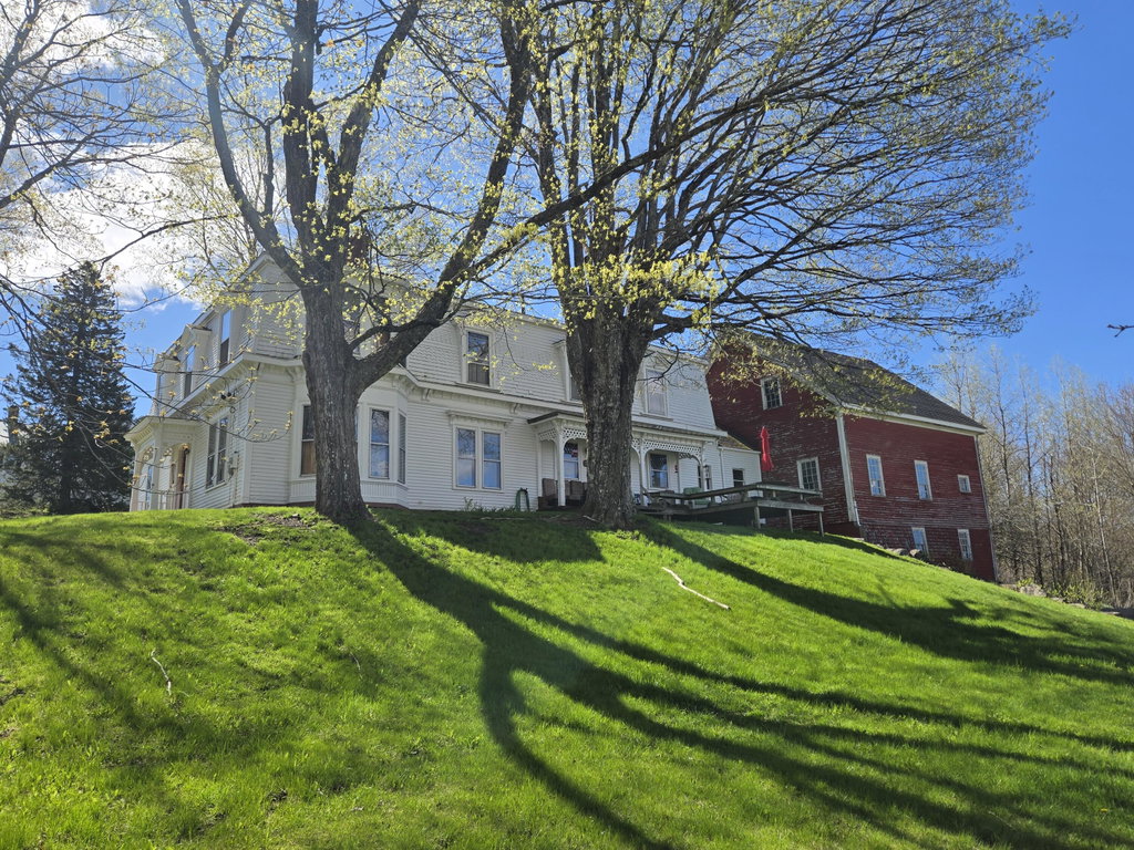9 Academy Hill Road East Machias