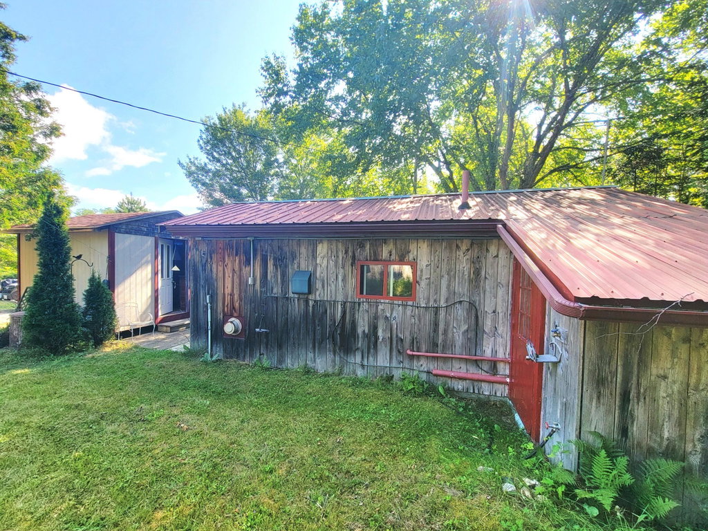 1528 Gary Moore Road