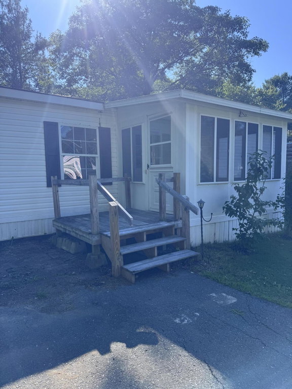 19 Masterman Avenue Wilton