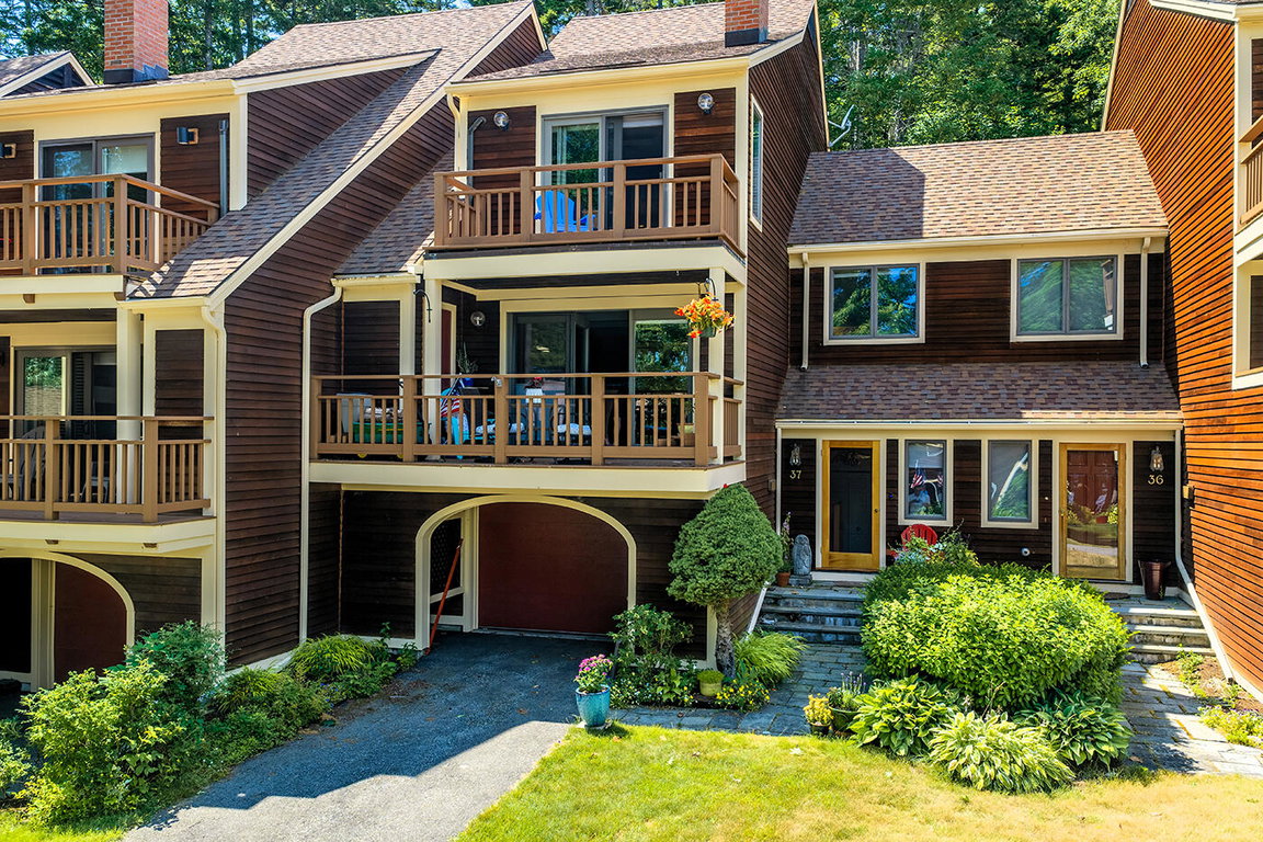 37 Harbor Drive Lincolnville