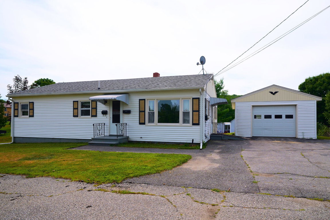 121 Dow Avenue Lewiston