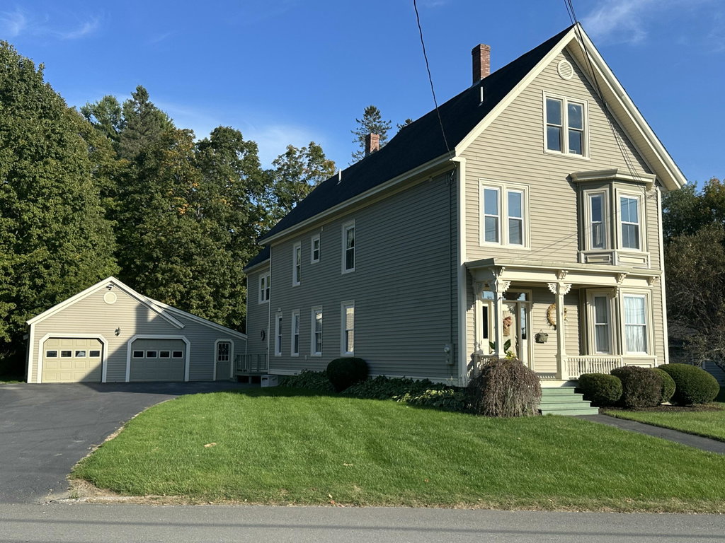 9 Charles Street Houlton