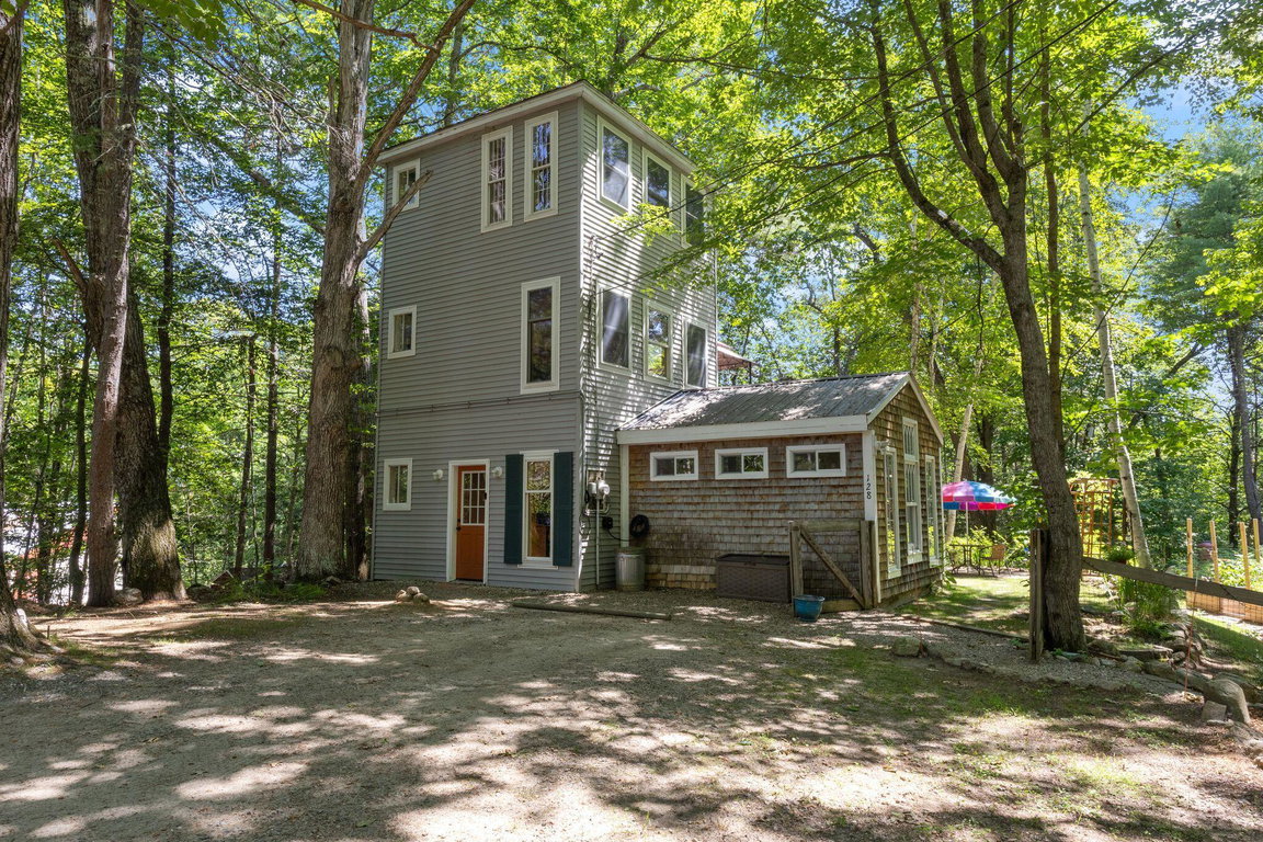 128 Pleasant View Drive Naples