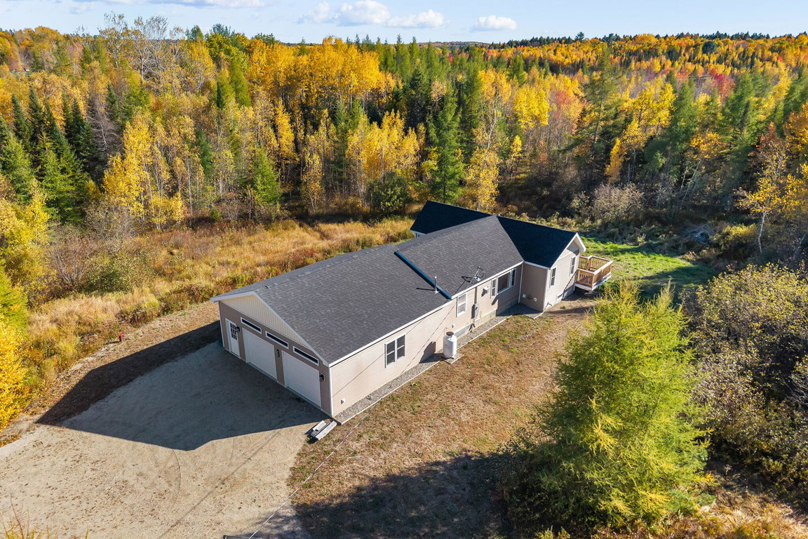 39-web-or-mls-1212-eastbrook-rd