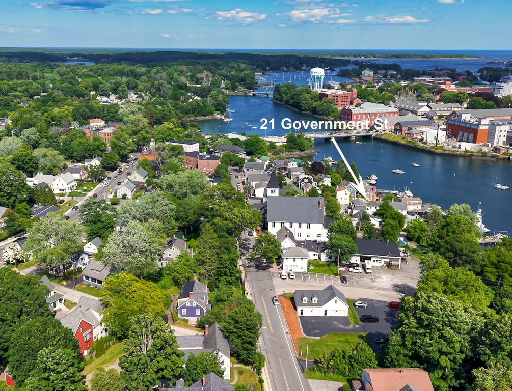 21 Government Street Kittery