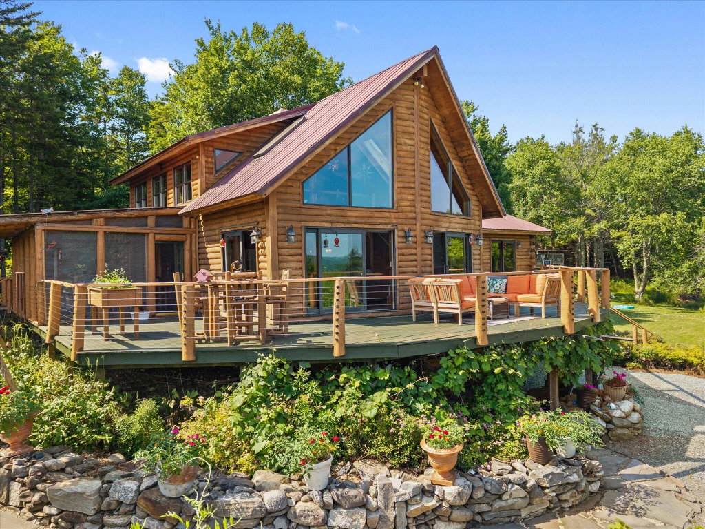 1072 Bucksmills Road Bucksport