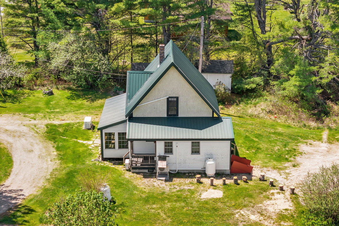64-web-or-mls-137-w-franklin-rd
