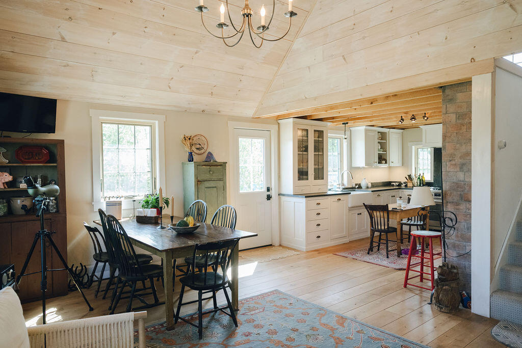 Dining & Kitchen