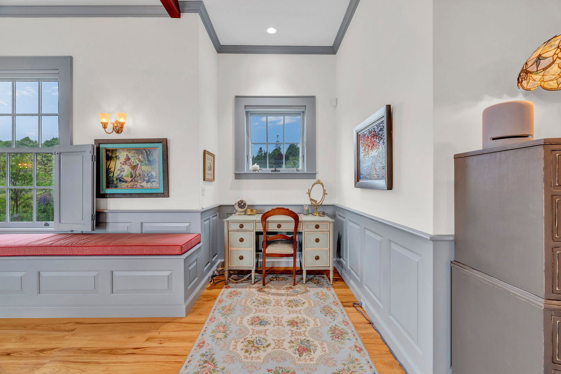 86-web-or-mls-425-seawall-rd