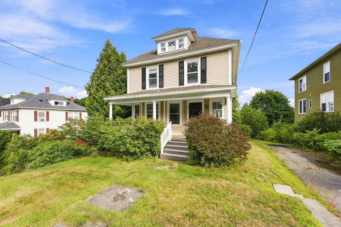 210 Main Street Orono