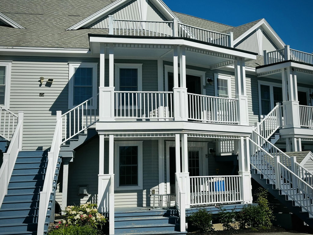15 Hilltop Drive Rockport