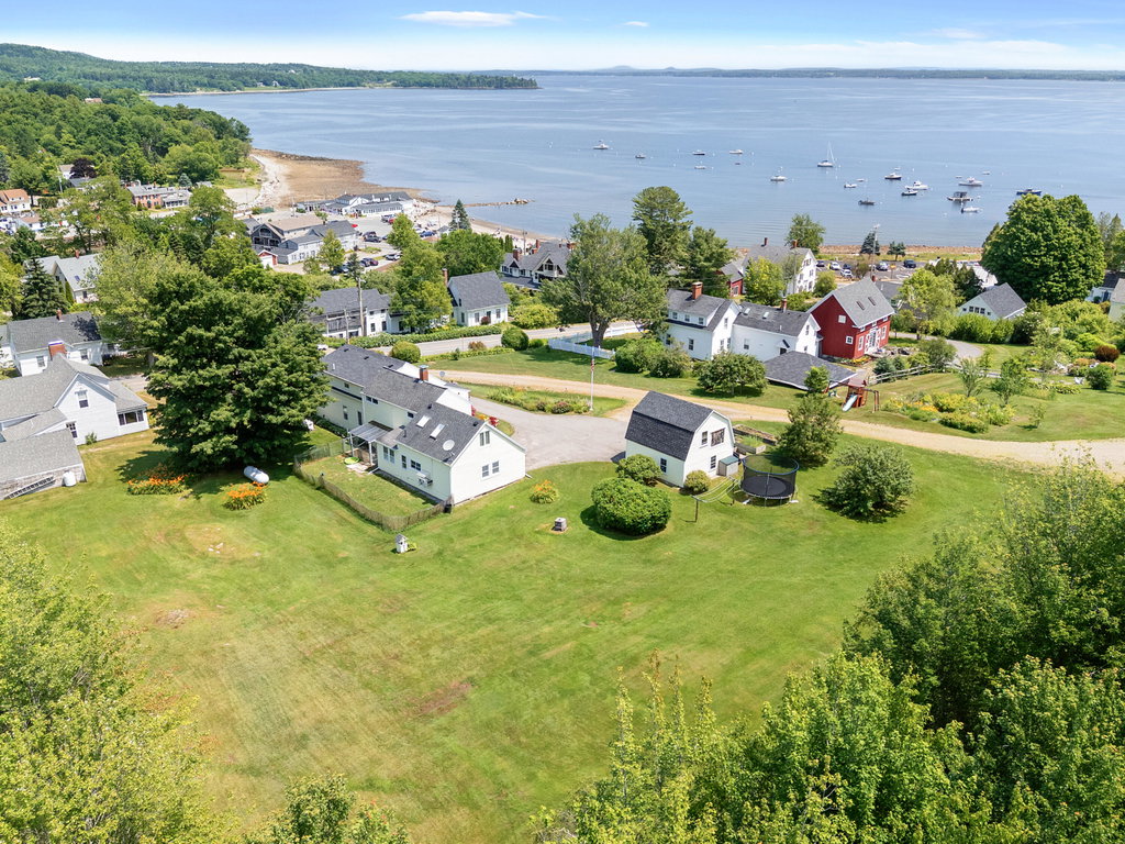 18 Beach Road Lincolnville