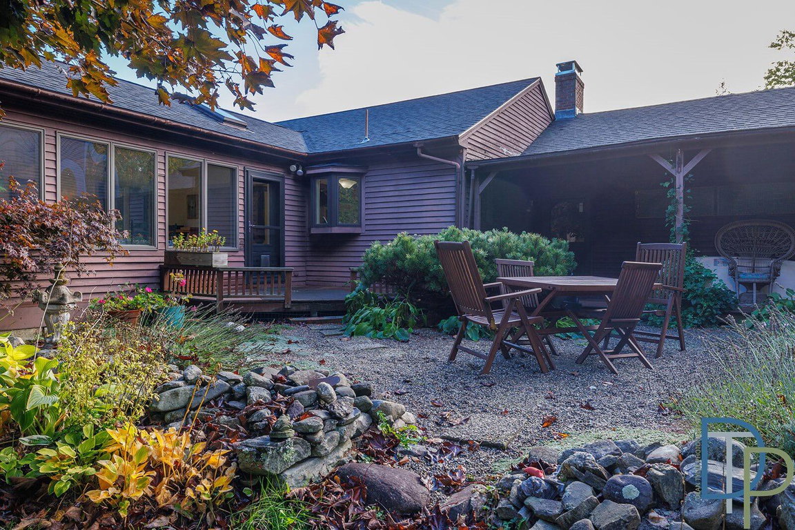 1035newburyneck - 94