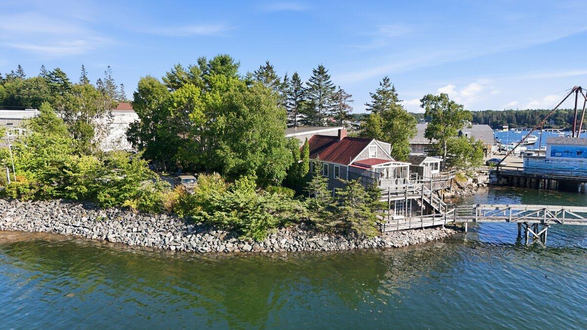 164 Clark Point Rd. 15 of 107