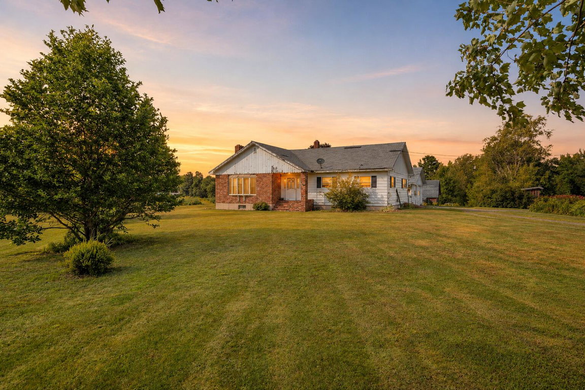 14 Jersey Avenue New Sharon