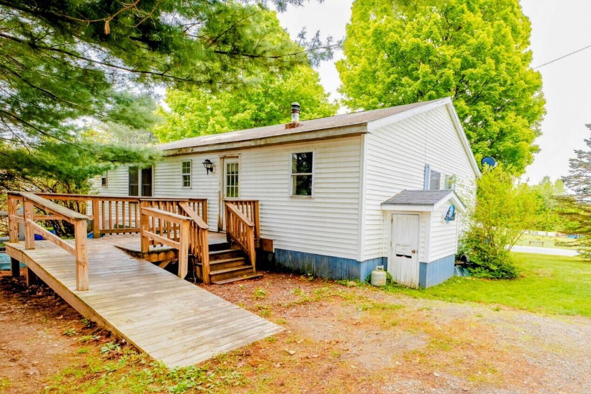 103 Twin Birches Lane Farmington