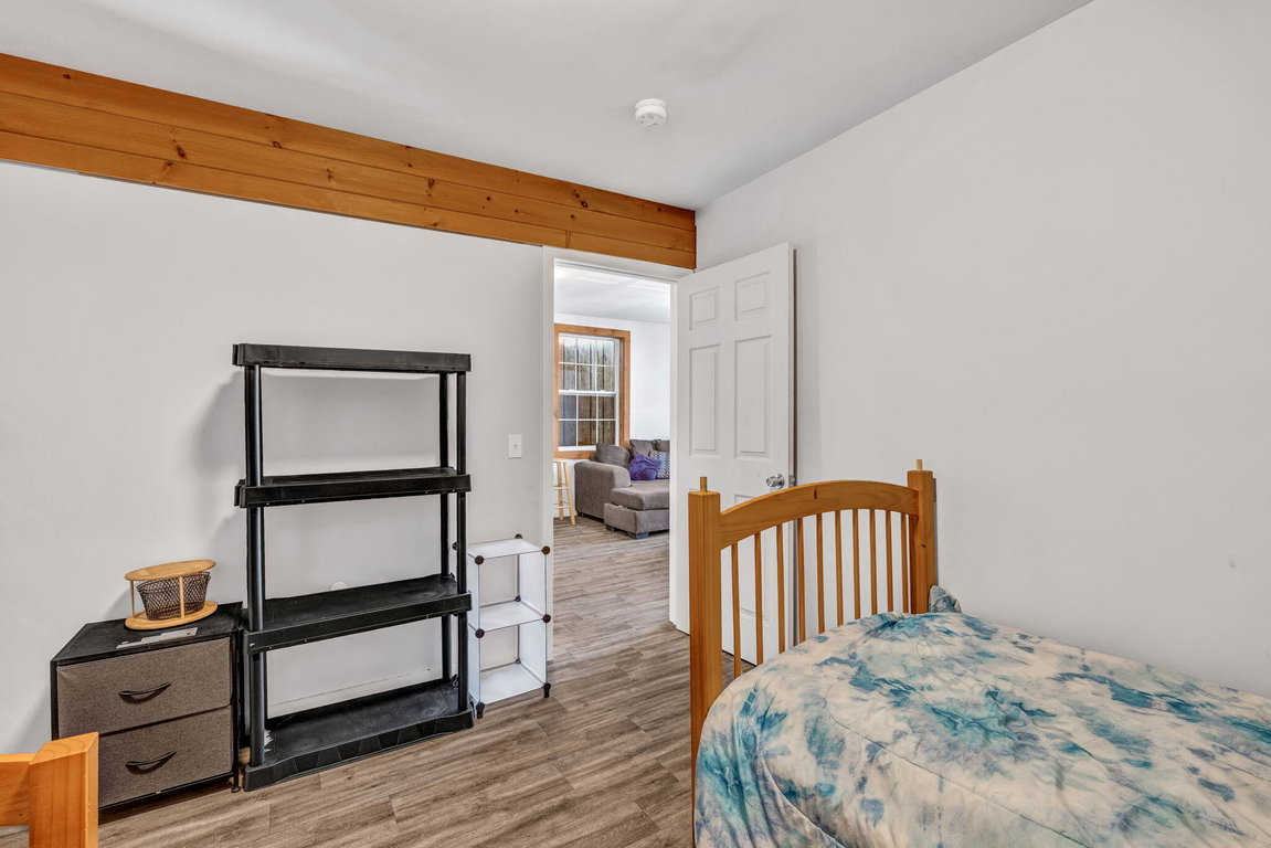 33-web-or-mls-14-cottage-st