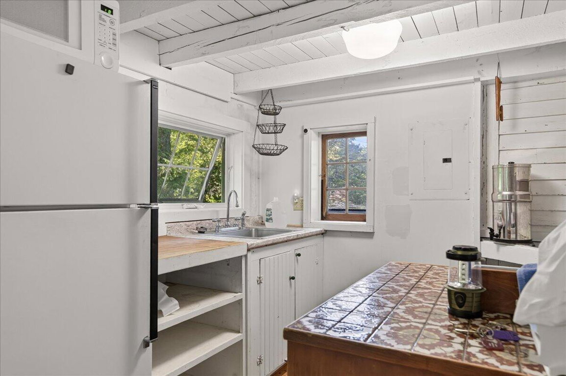 15-521 Morgan Bay Rd-41