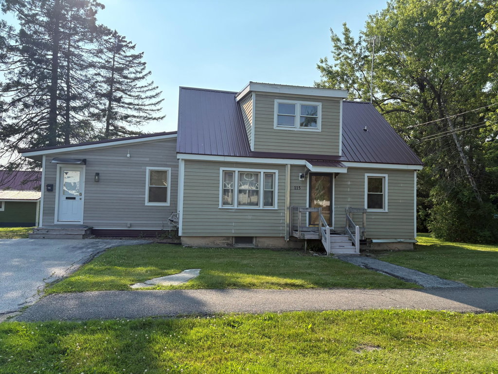 115 Parkway  Brewer