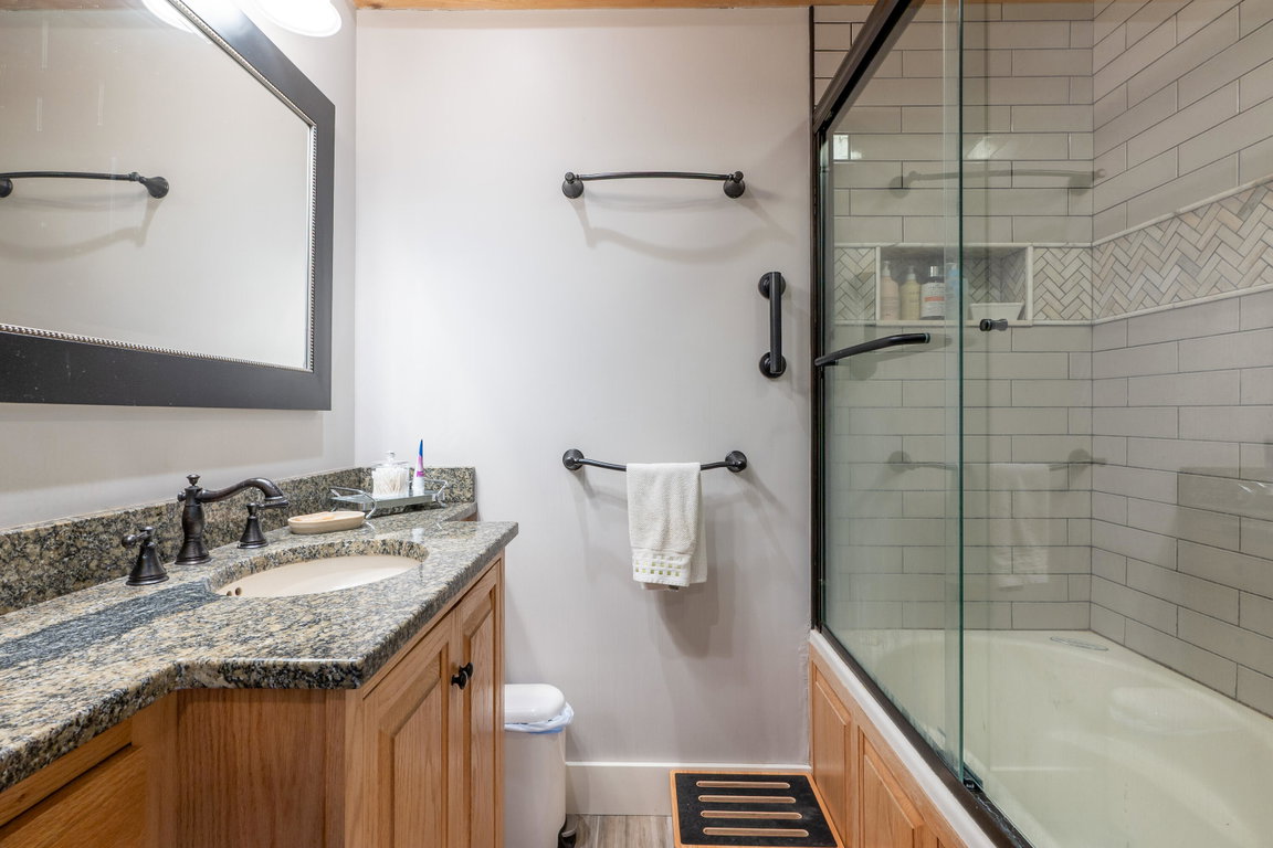 105 Grant, Bar Harbor, Maine