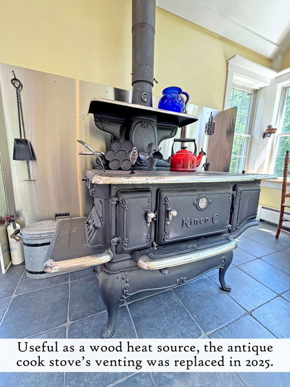 Kitchen (8), label
