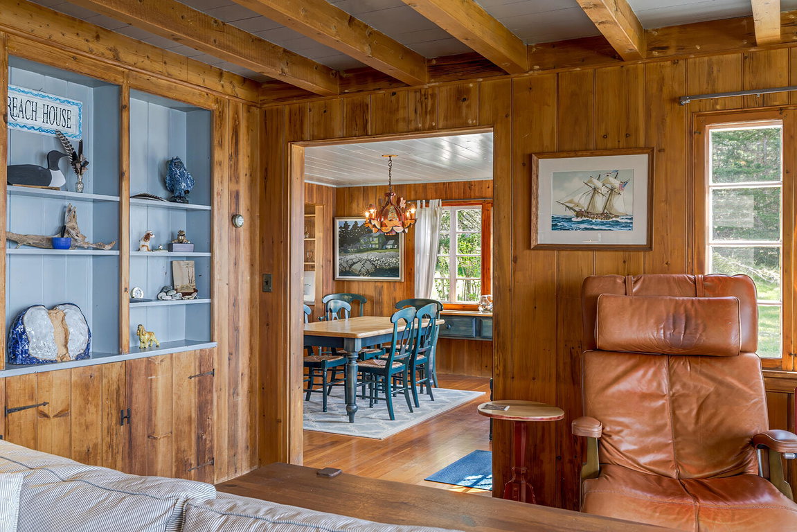 25-40 Wells Cove-DTP