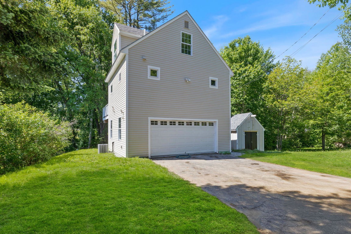 27 Emerson Street Sanford