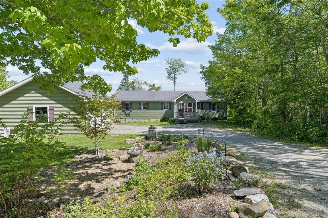 64-58 Blackberry Ln. (19 of 77)