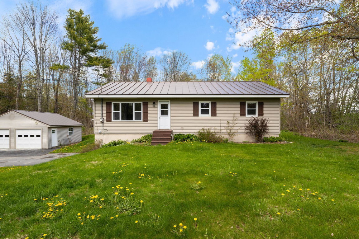 569 Benton Road Albion