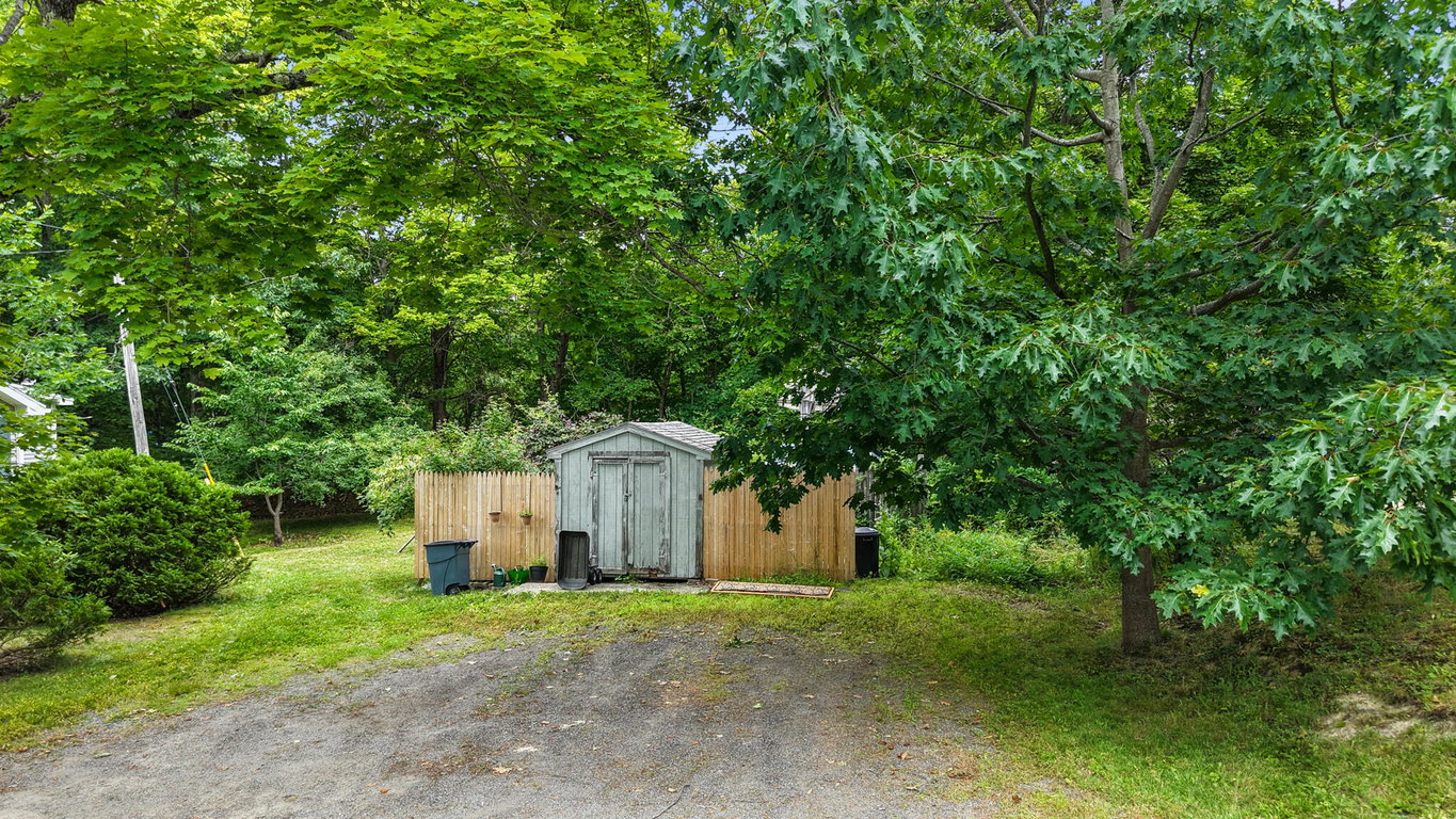 Shed
