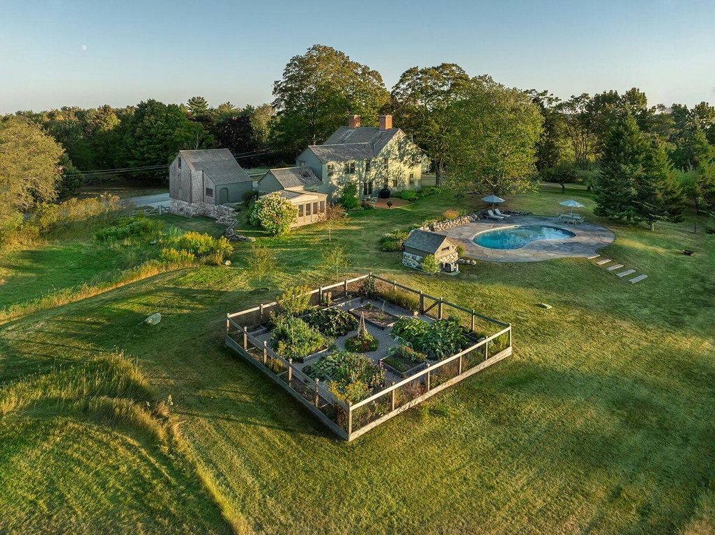 146 Cobbs Bridge Road New Gloucester