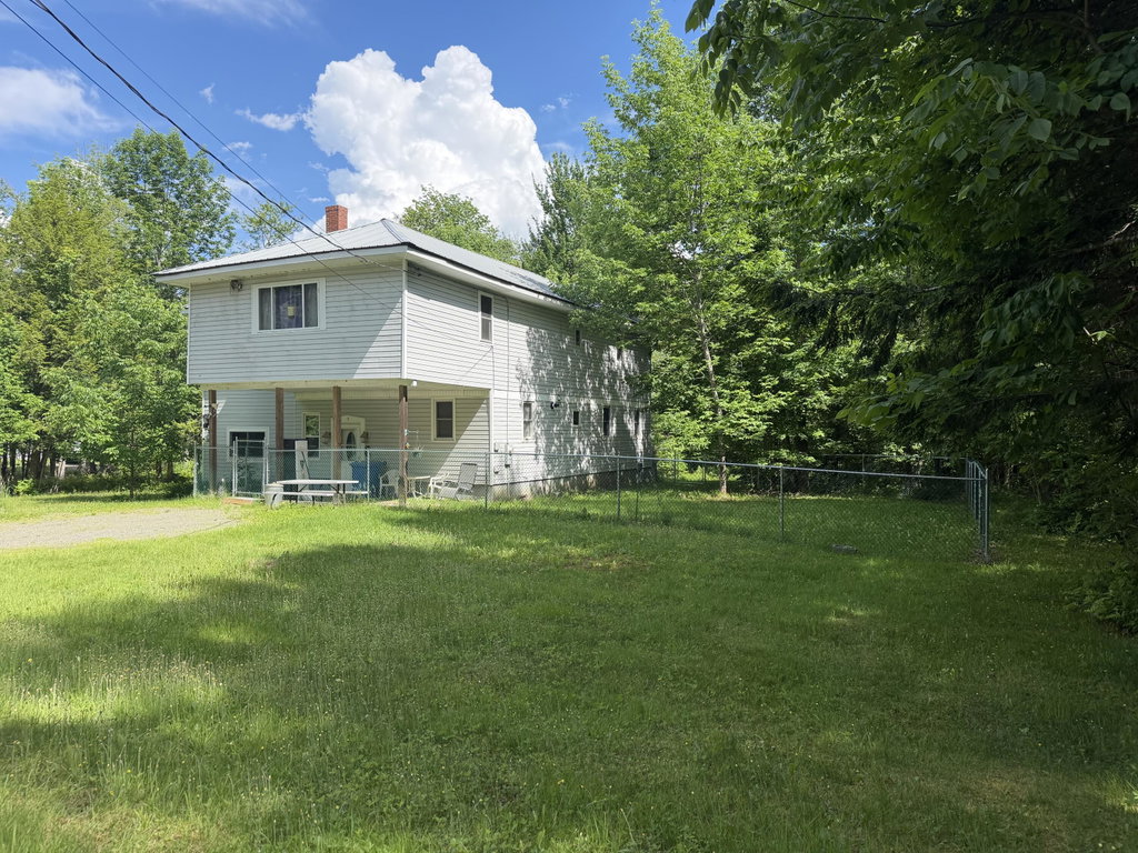 9 Grant Drive Dover-Foxcroft