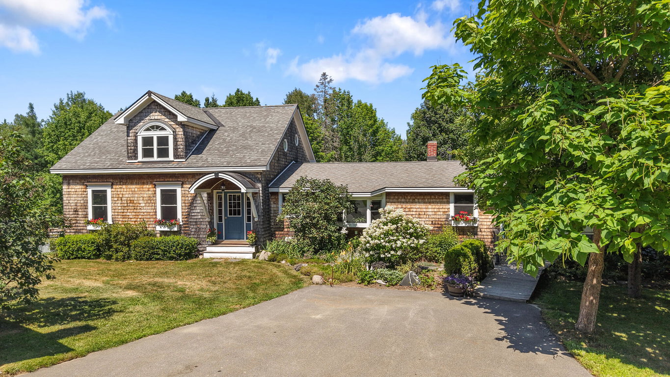 315 Davis Road Eddington