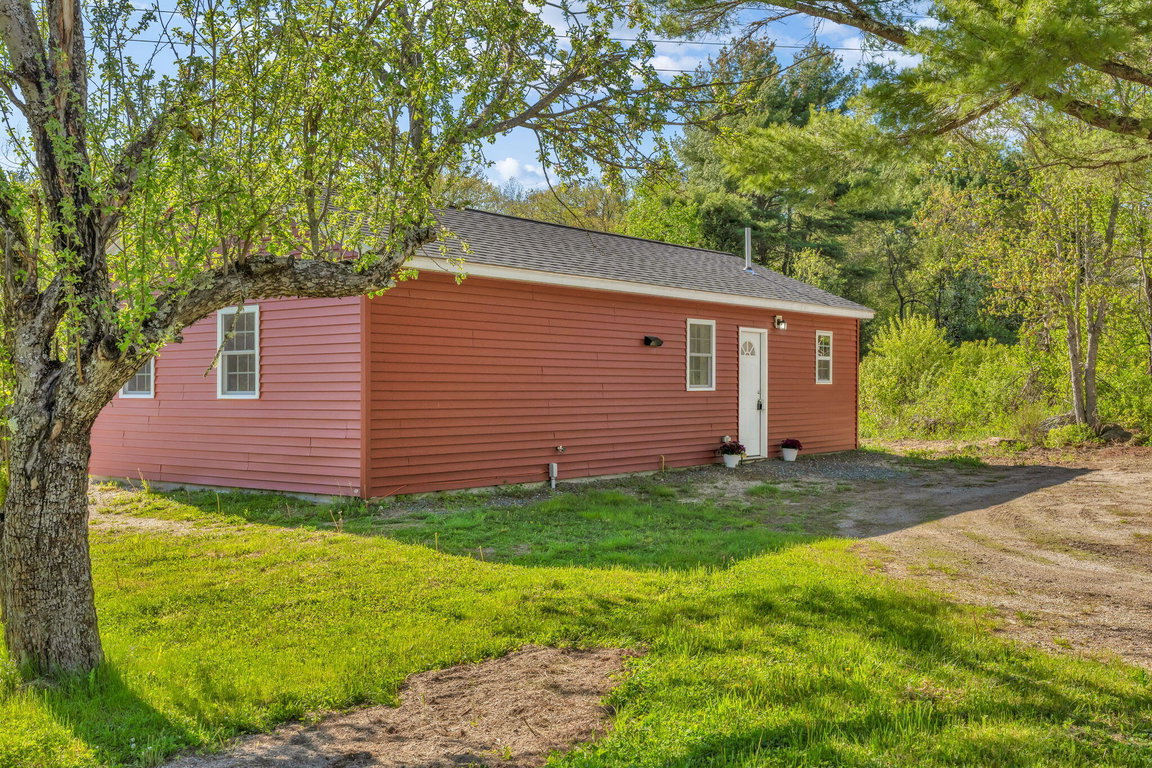 28-web-or-mls-727-n-bend-rd