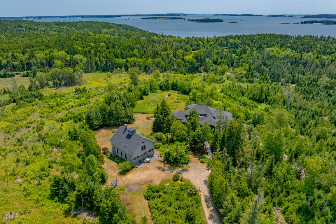 271 Ames Cove Road Brooksville