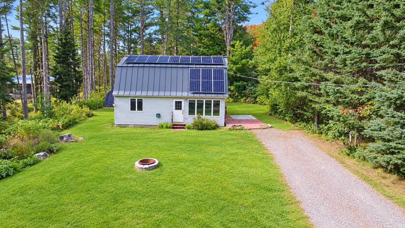 8 Field Way Rangeley