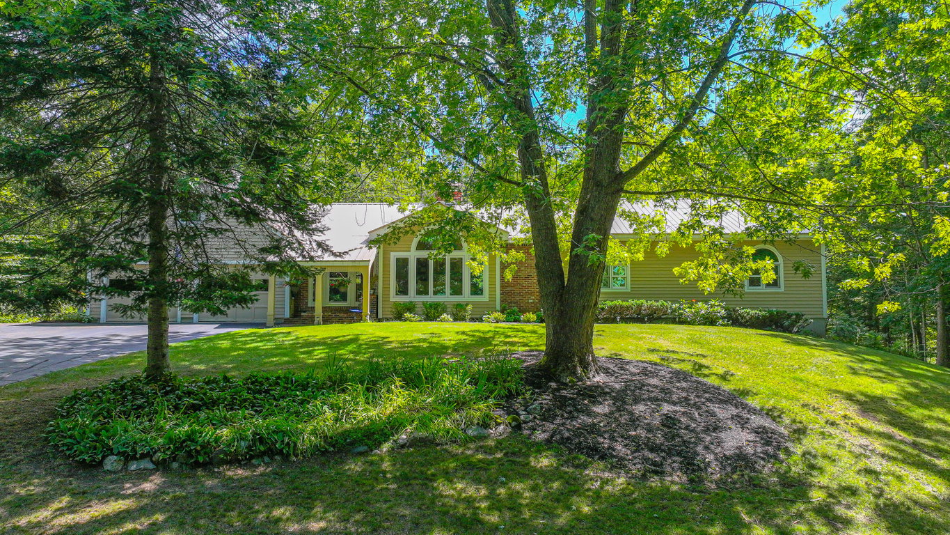 37 Woodland Shore Drive Naples