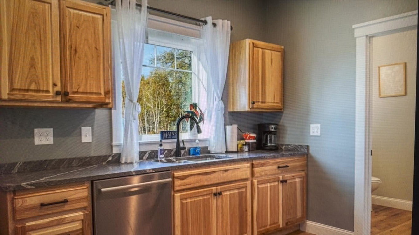 328 a kitchen sink