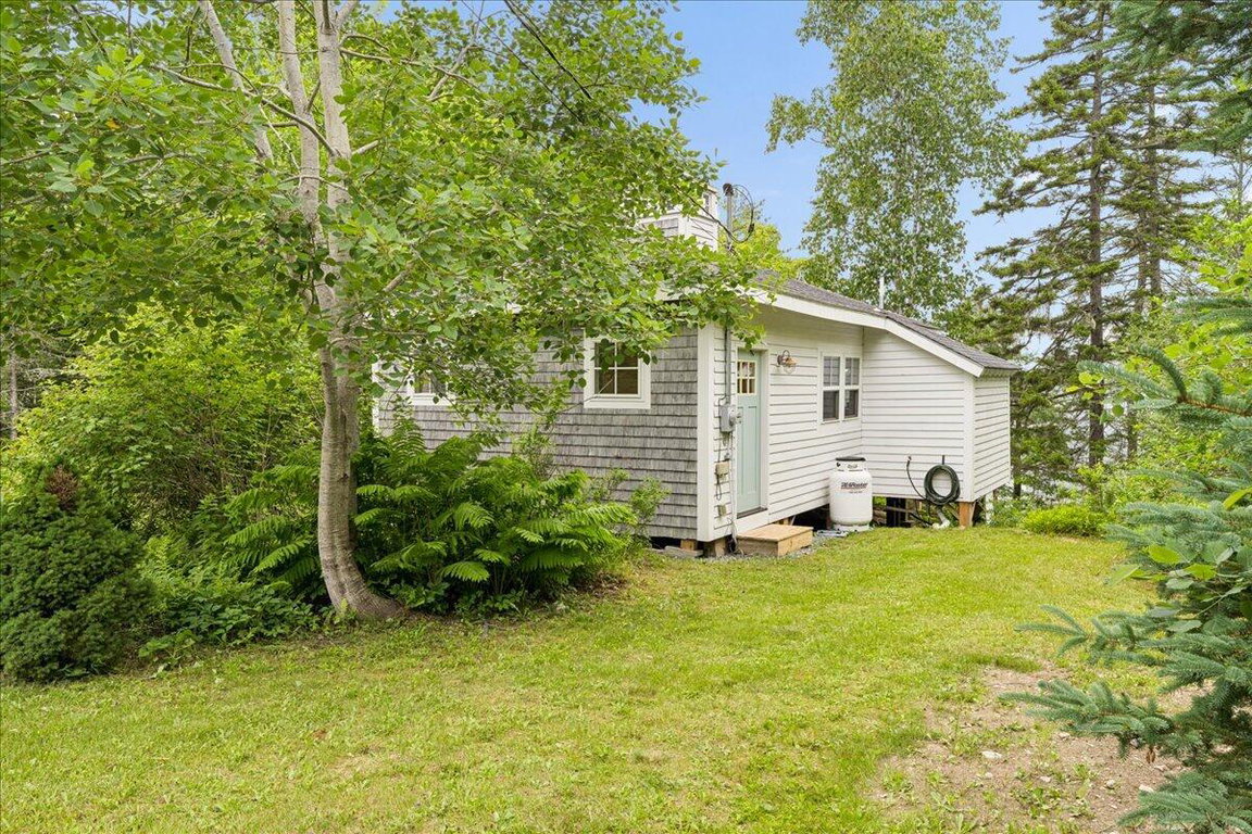 21-111 Franks Flat-Cove House